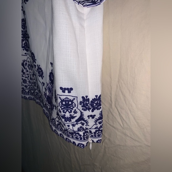 Mooloolaba crop top tshirt - Picture 7 of 10